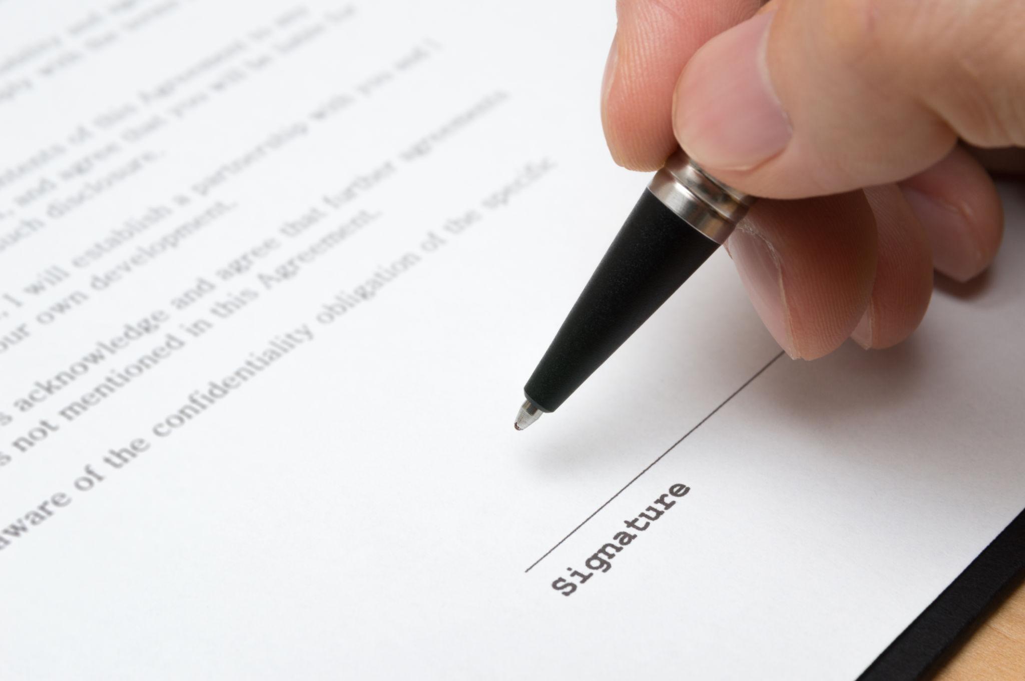 Contract renewal experts icon